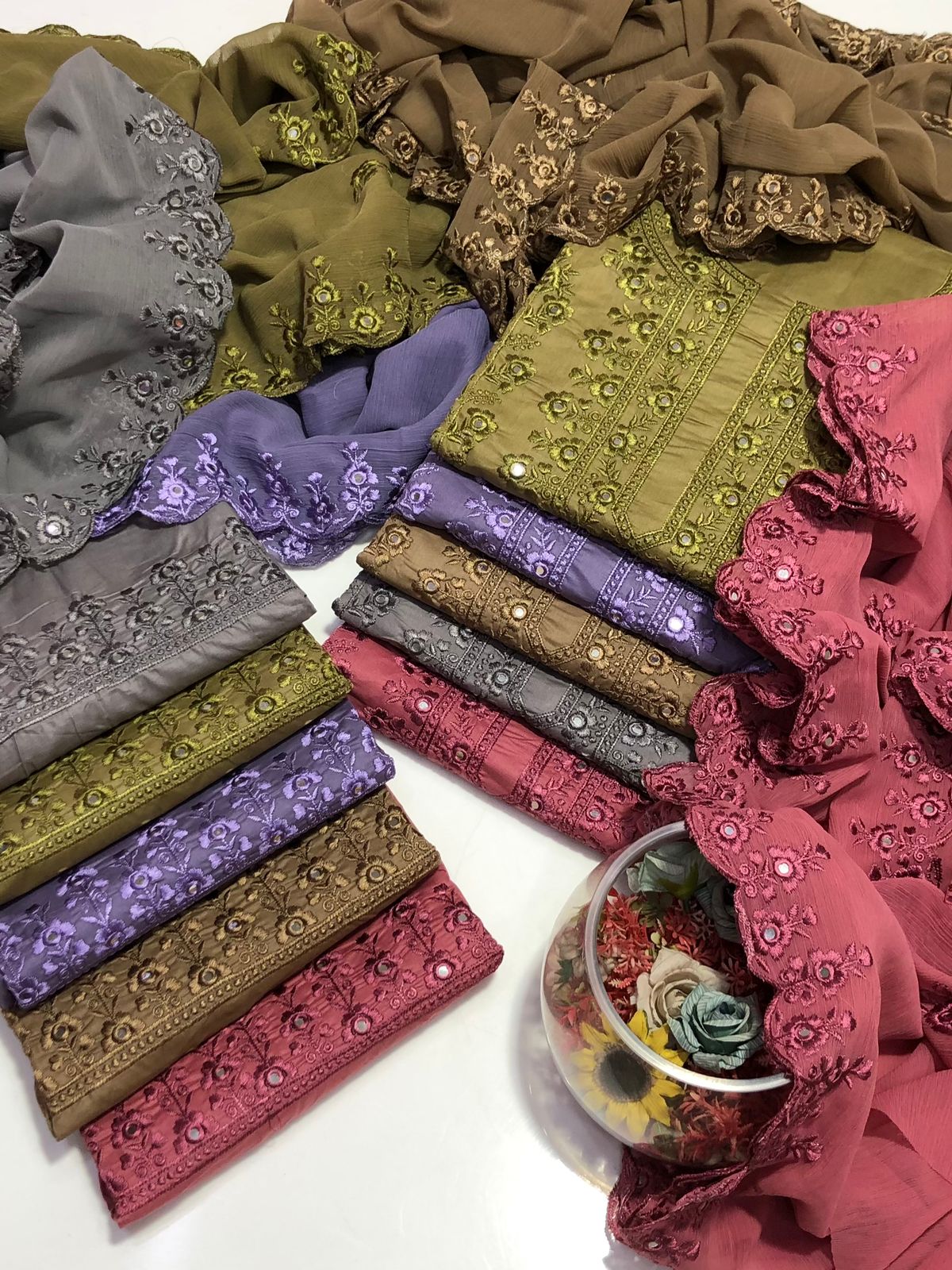 3 PC suit GTM Lawn Pure Shirt Lawn Embroidered with Cutwork embroidery
Dupatta chiffon embroidery
Trouser GTM pure Lawn Embroided