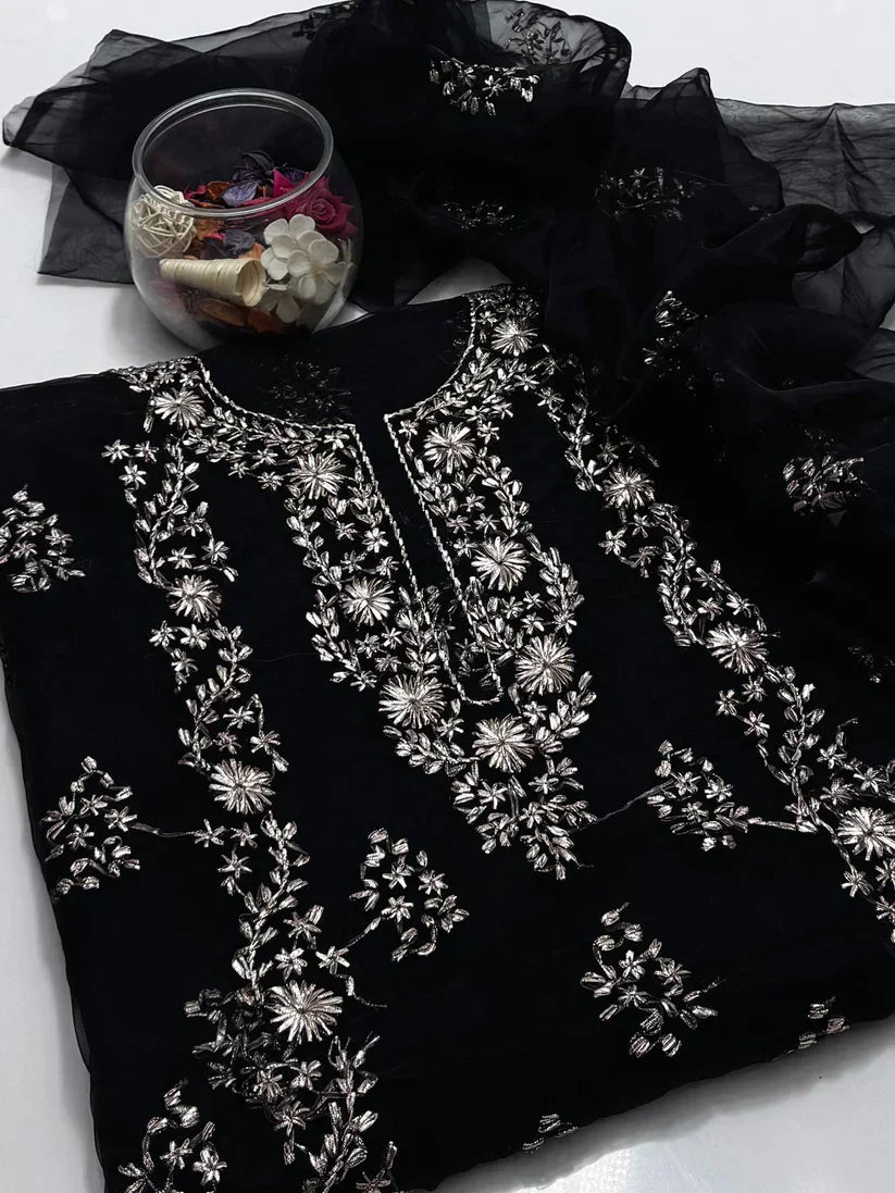 2 Pce organza Heavy LCD Gotta work