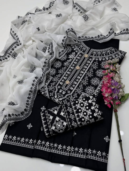 #Black & White Edition

❇️Stuff Lawn Cotton
3pc